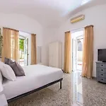 Appartamento Donna Filomena Con Patio By Wonderful Italy
