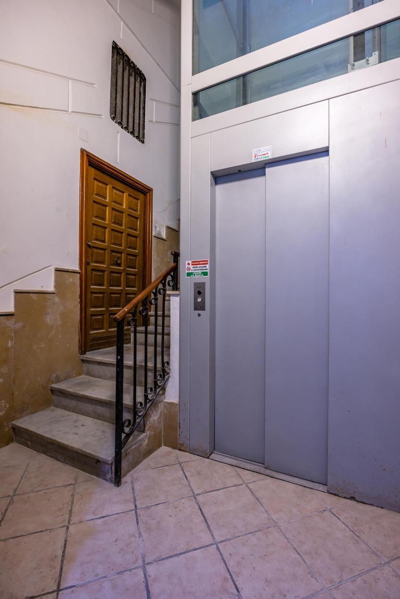 Apartment Donna Filomena Con Patio By Wonderful Italy *