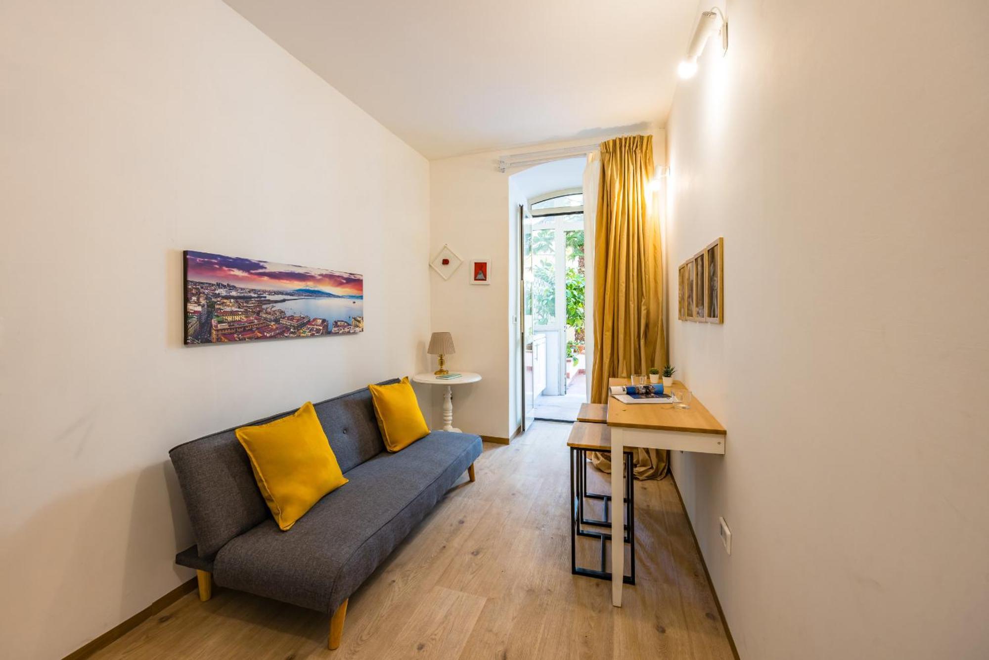 Apartment Donna Filomena Con Patio By Wonderful Italy *