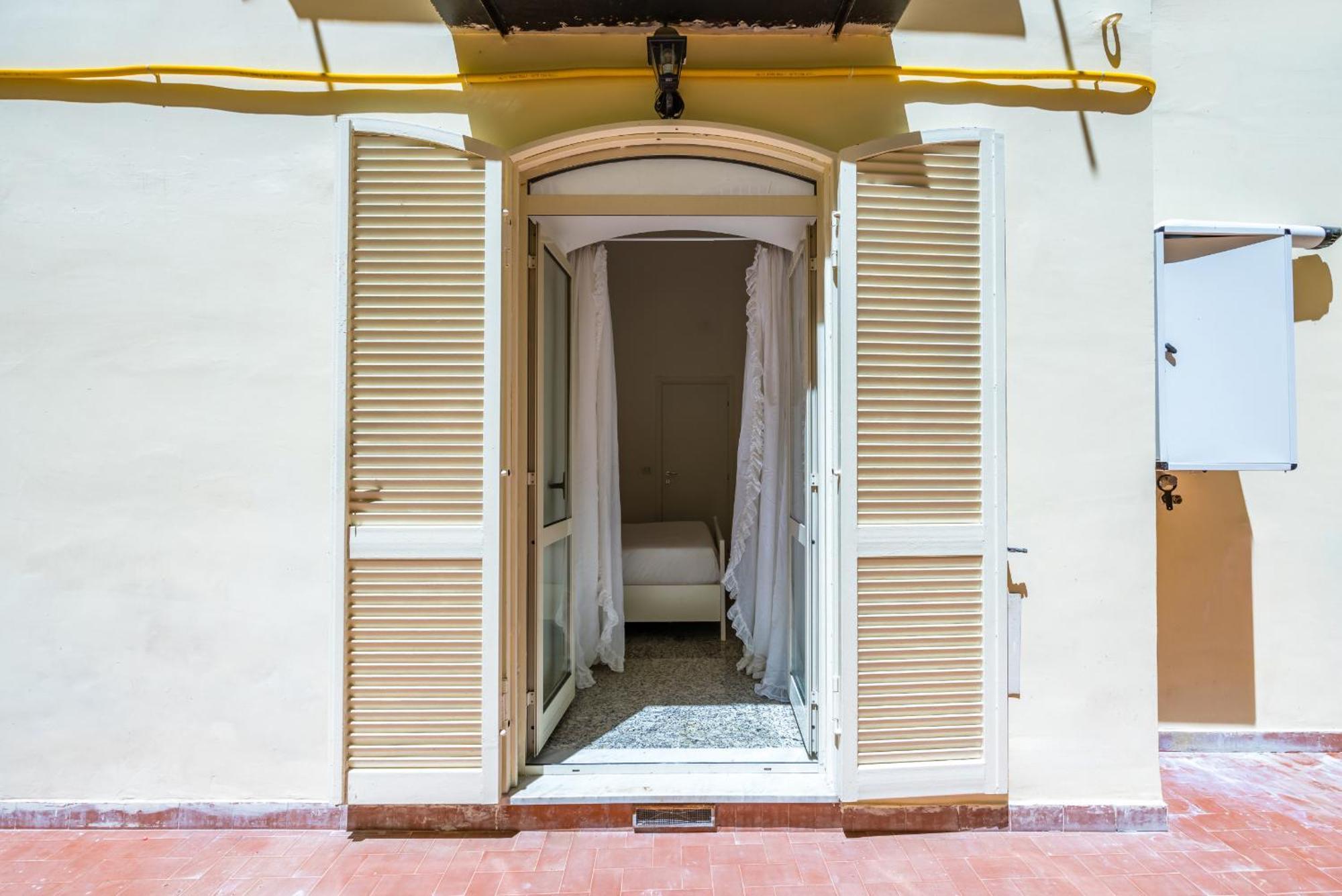 Apartment Donna Filomena Con Patio By Wonderful Italy Naples