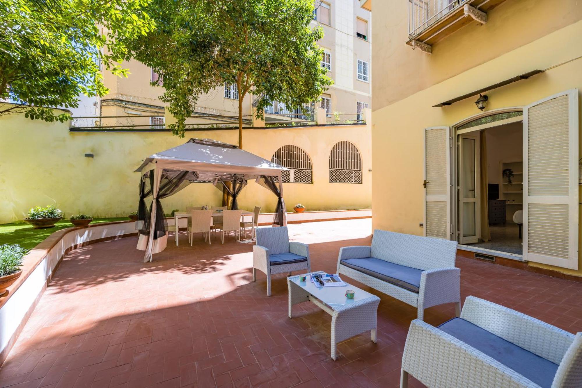 Apartment Donna Filomena Con Patio By Wonderful Italy